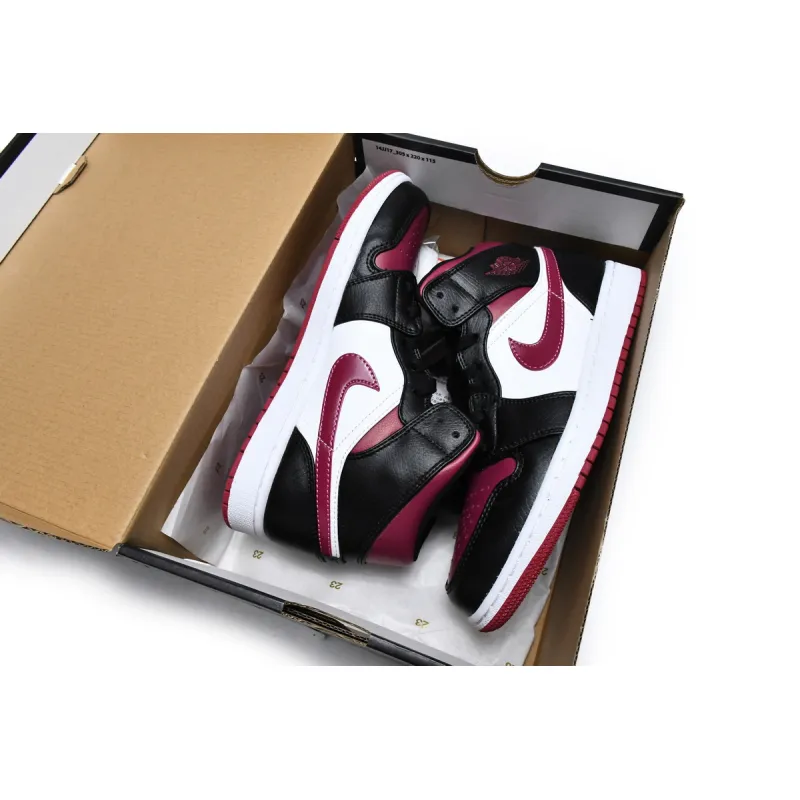 Air Jordan 1 Mid Bred Toe  554724-066
