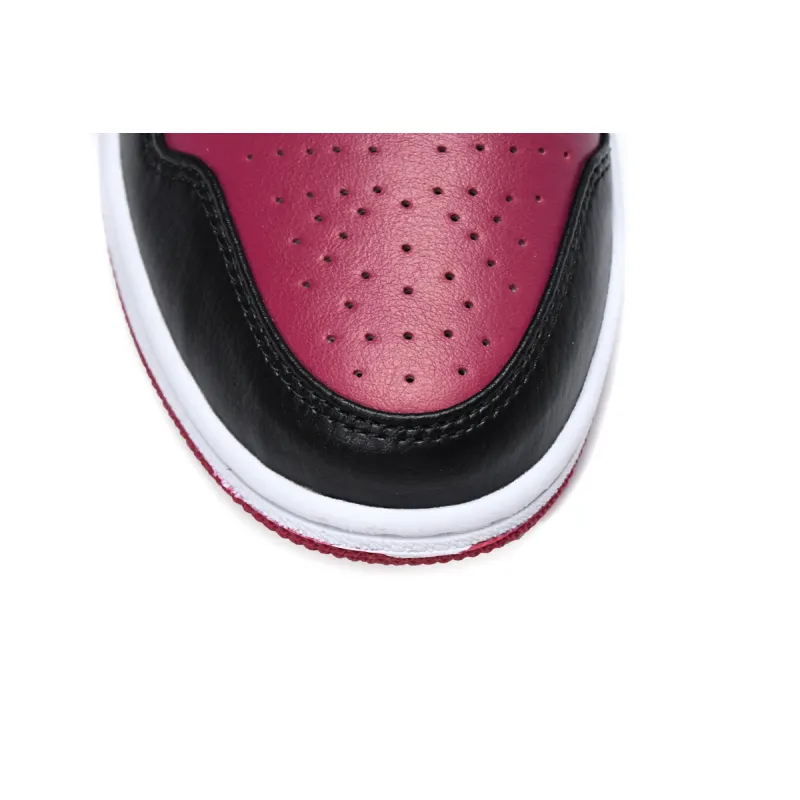 Air Jordan 1 Mid Bred Toe  554724-066