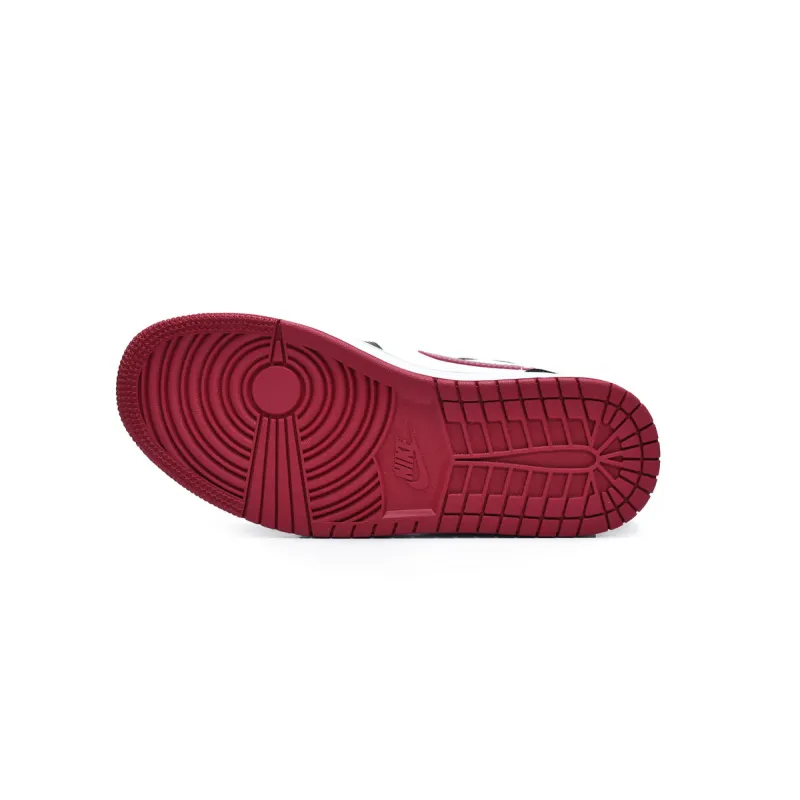 Air Jordan 1 Mid Bred Toe  554724-066