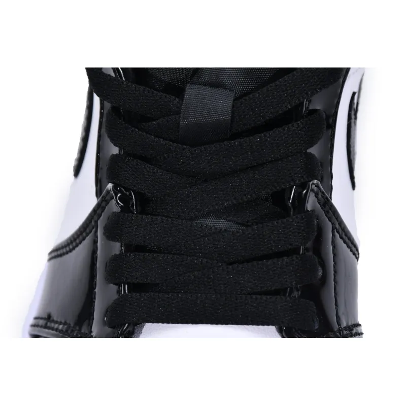 Air Jordan 1 Mid Carbon Fiber  DD1649—001