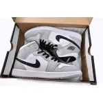 Air Jordan 1 Mid Light Smoke Grey  554724-092