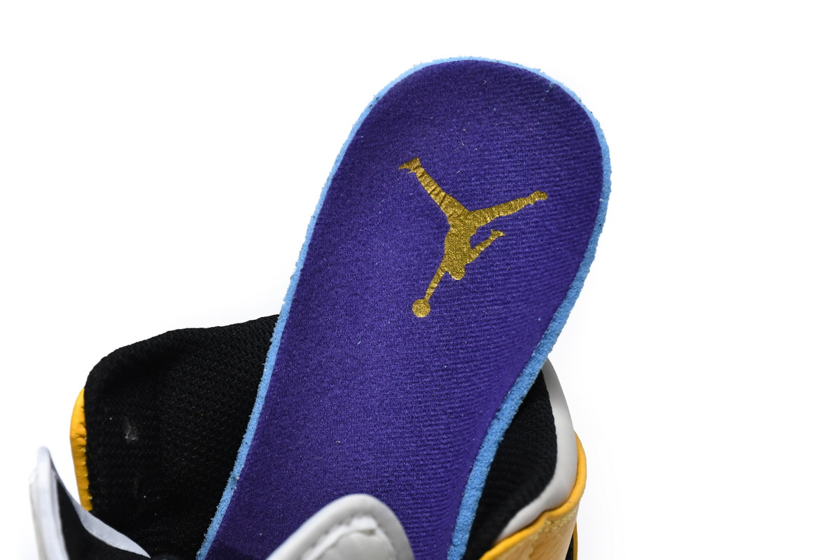Air Jordan 1 Mid SE Lakers 852542-700