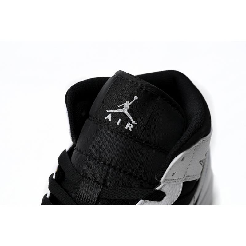 Air Jordan 1 Mid White Black  554724-113 