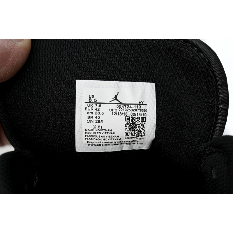 Air Jordan 1 Mid White Black  554724-113 