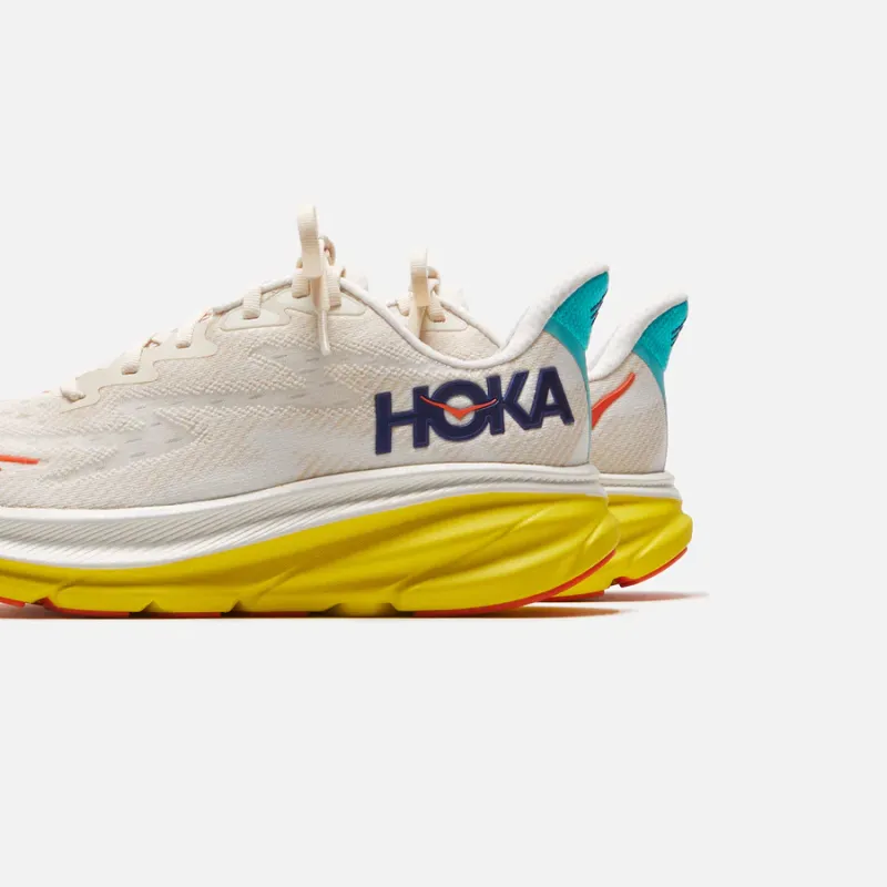 HOKA Clifton 9 'Eggnog Passion Fruit'  1127895-EPFR