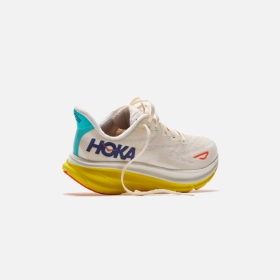 HOKA Clifton 9 'Eggnog Passion Fruit'  1127895-EPFR 02