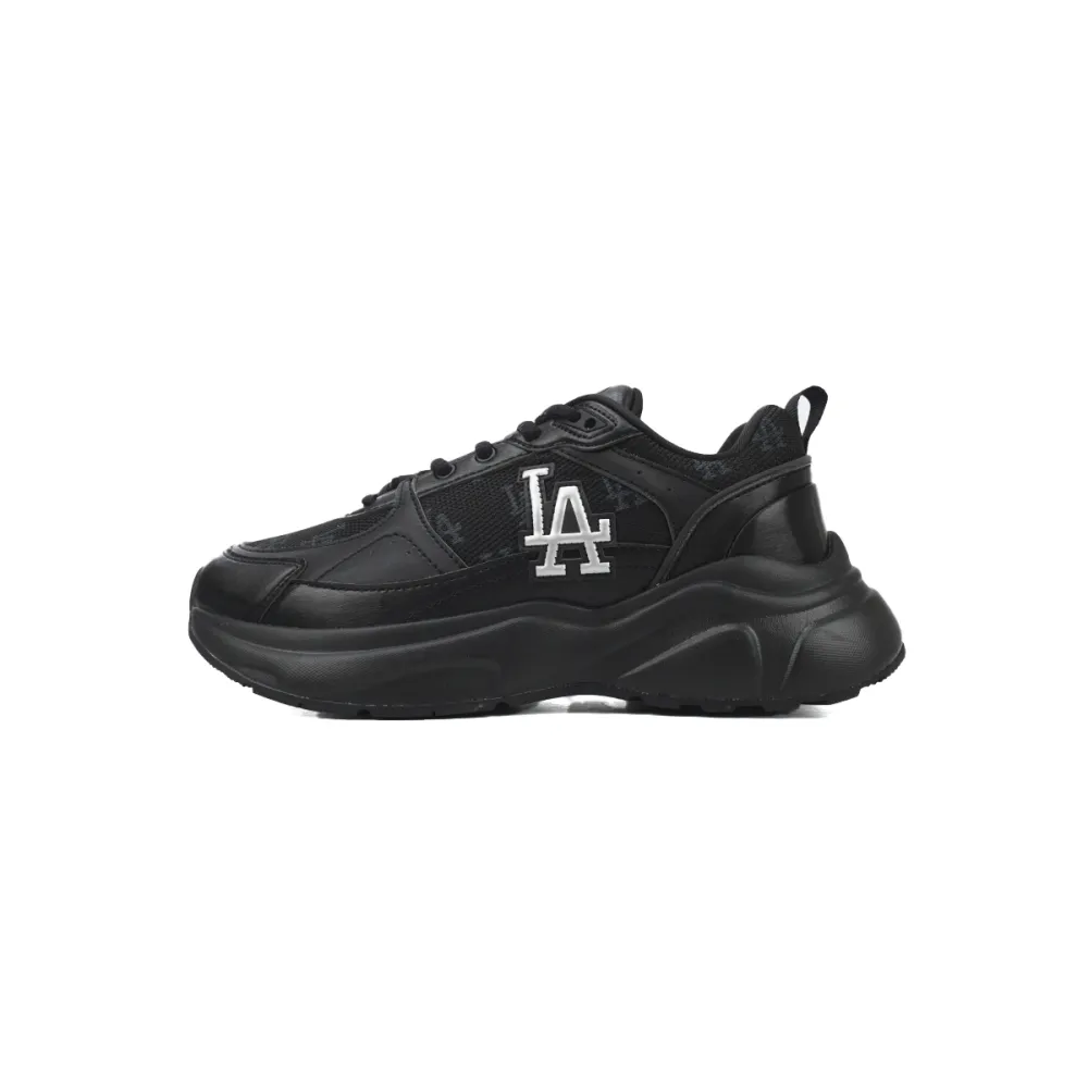MLB Fast Ball Classic Monogram New York Yankees Sneakers  3ARNFSB4N-07BKS