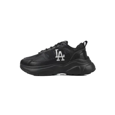 MLB Fast Ball Classic Monogram New York Yankees Sneakers  3ARNFSB4N-07BKS 01