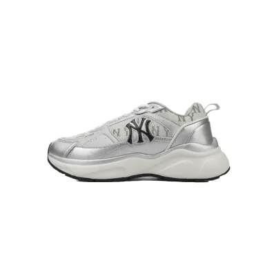 MLB Fast Ball Classic Monogram New York Yankees Sneakers  3ARNFSB4N-50SIS  01