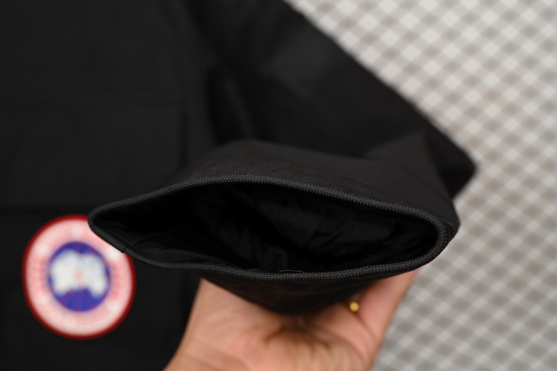 CANADA GOOSE Black