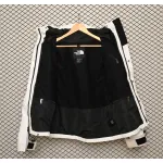  The North Face Black and Milk White Color Matching Jackets