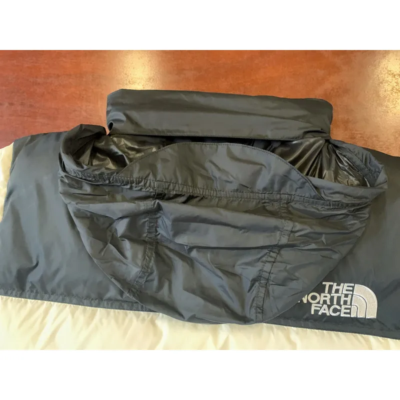  The North Face Splicing White And Black Down Jacket