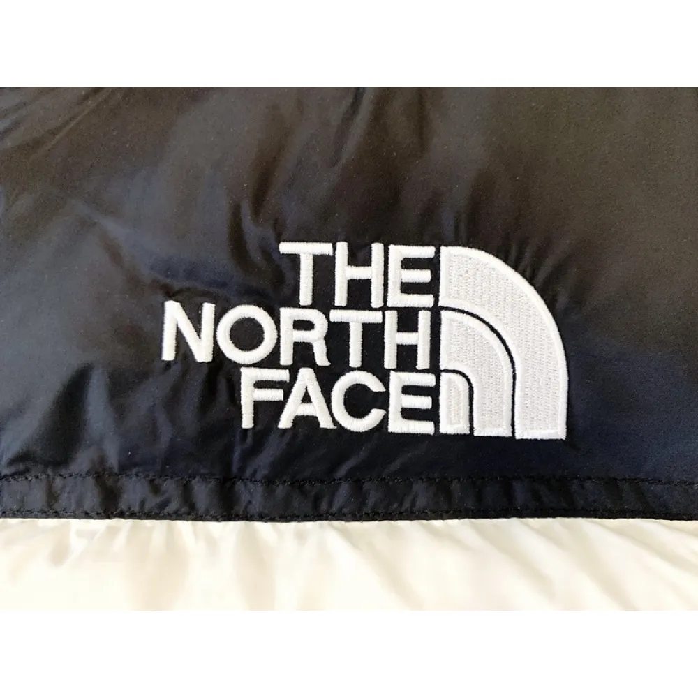  The North Face Splicing White And Black Down Jacket
