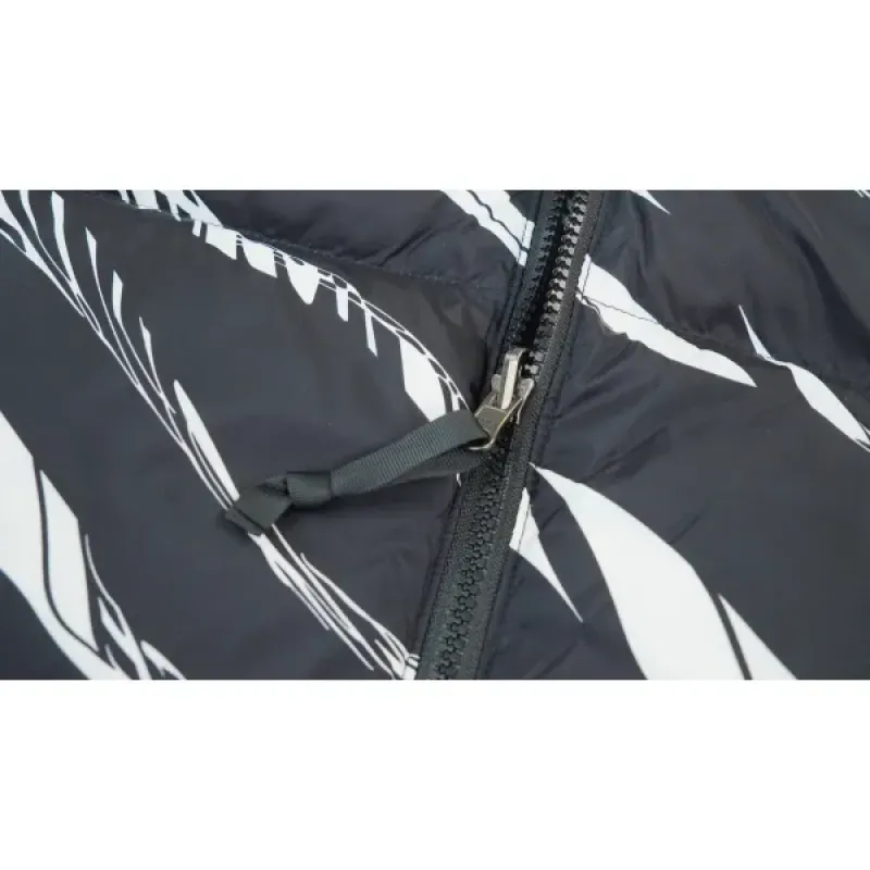  The North Face Splicing White And Black Zebra