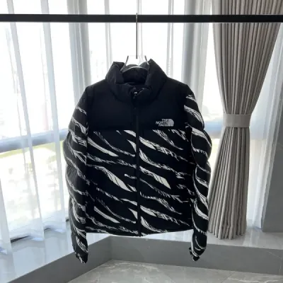  The North Face Splicing White And Black Zebra 01
