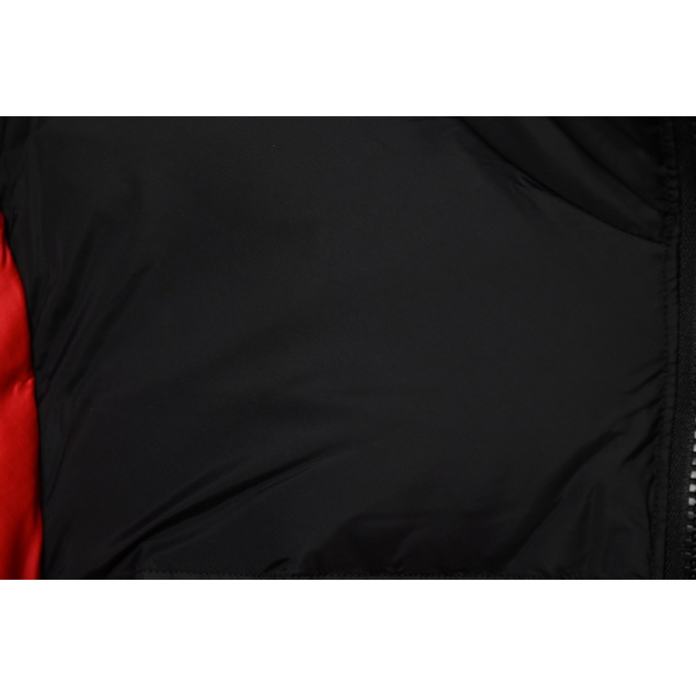  The North Face Splicing White And Red Down Jacket