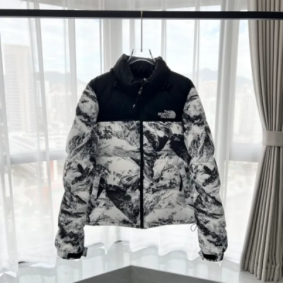  The North Face Splicing White And Snow Mountain 01