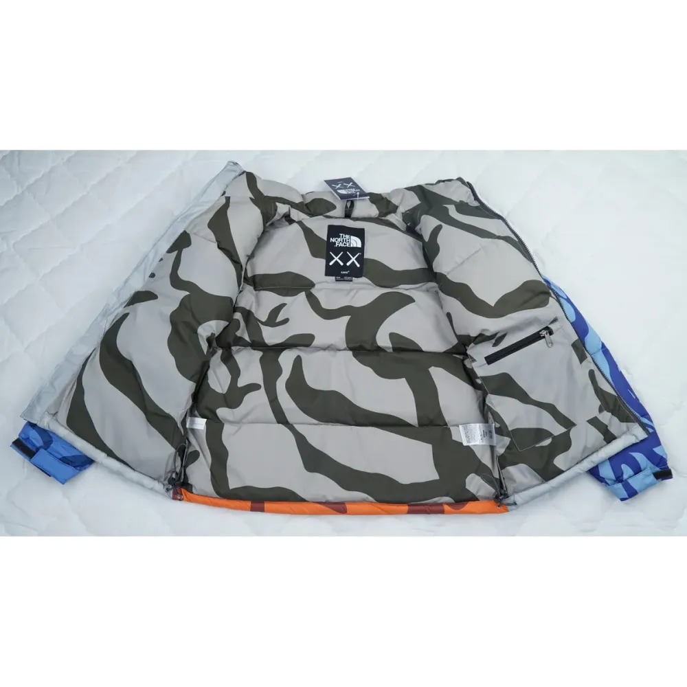  The North Face Splicing White And XX Gray Down Jacket