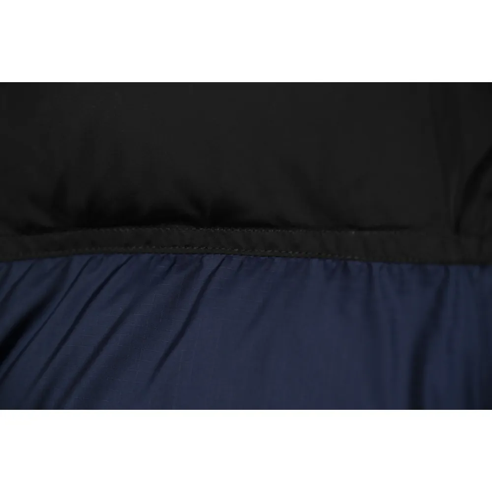 The North Face Splicing White And Navy Down Jacket