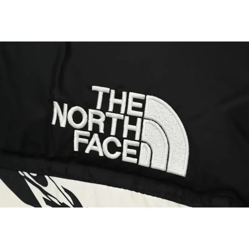 The North Face Splicing White And White Zebra