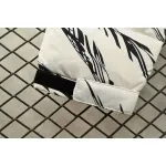The North Face Splicing White And White Zebra