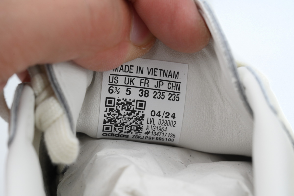 adidas Samba Originals OG Off White Wonder Gold Metallic IG1964