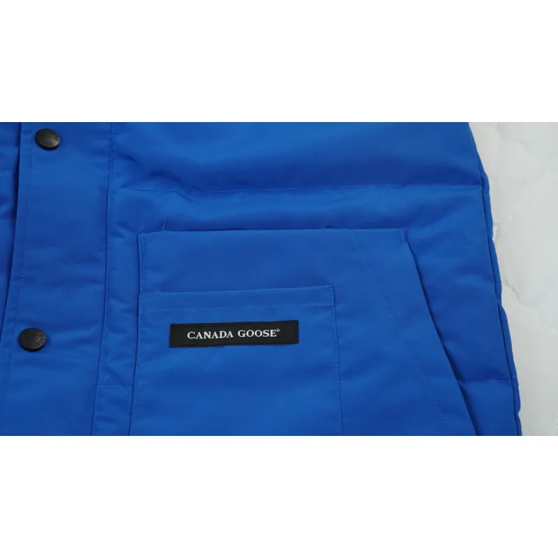 Canada Goose Outdoor Sports Down Vest Blue AA1BN