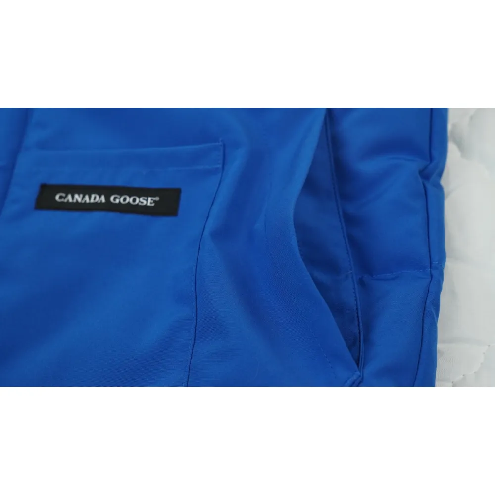 Canada Goose Outdoor Sports Down Vest Blue AA1BN
