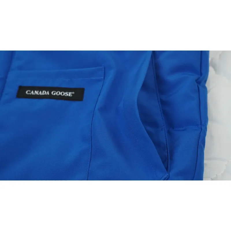 Canada Goose Outdoor Sports Down Vest Blue AA1BN