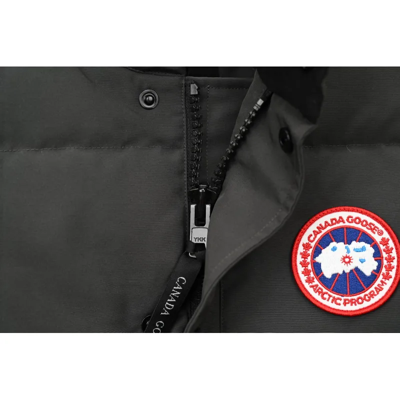 Canada Goose Outdoor Sports Down Vest Grey AA1BN
