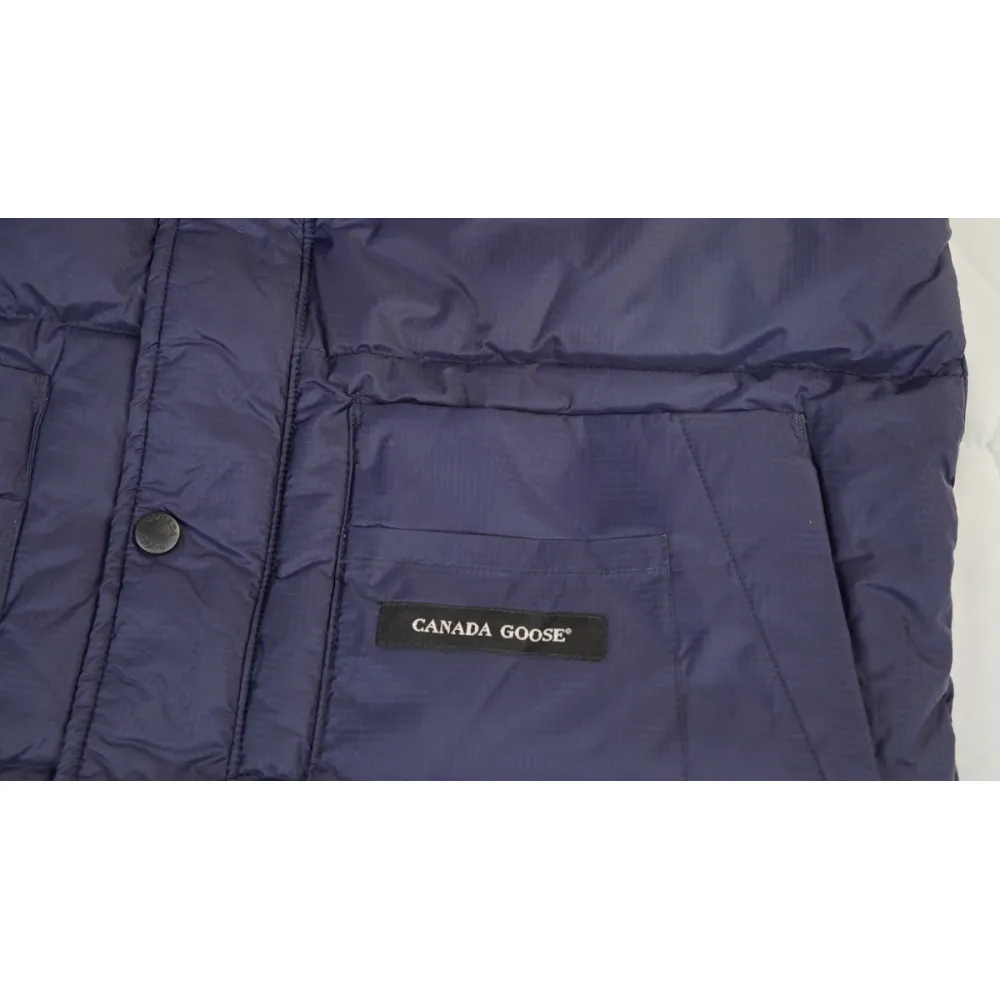 Canada Goose Outdoor Sports Down Vest Navy Blue AA1BN