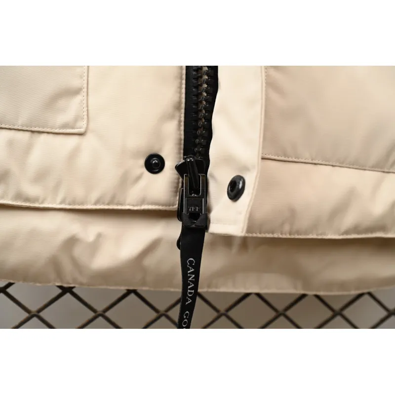 Canada Goose Outdoor Sports Down Vest Off White AA1BN