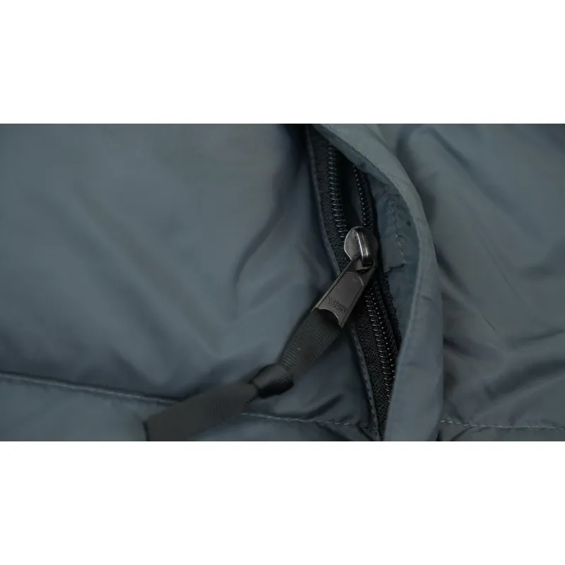 The North Face 1996 Splicing White And Glossy Gray