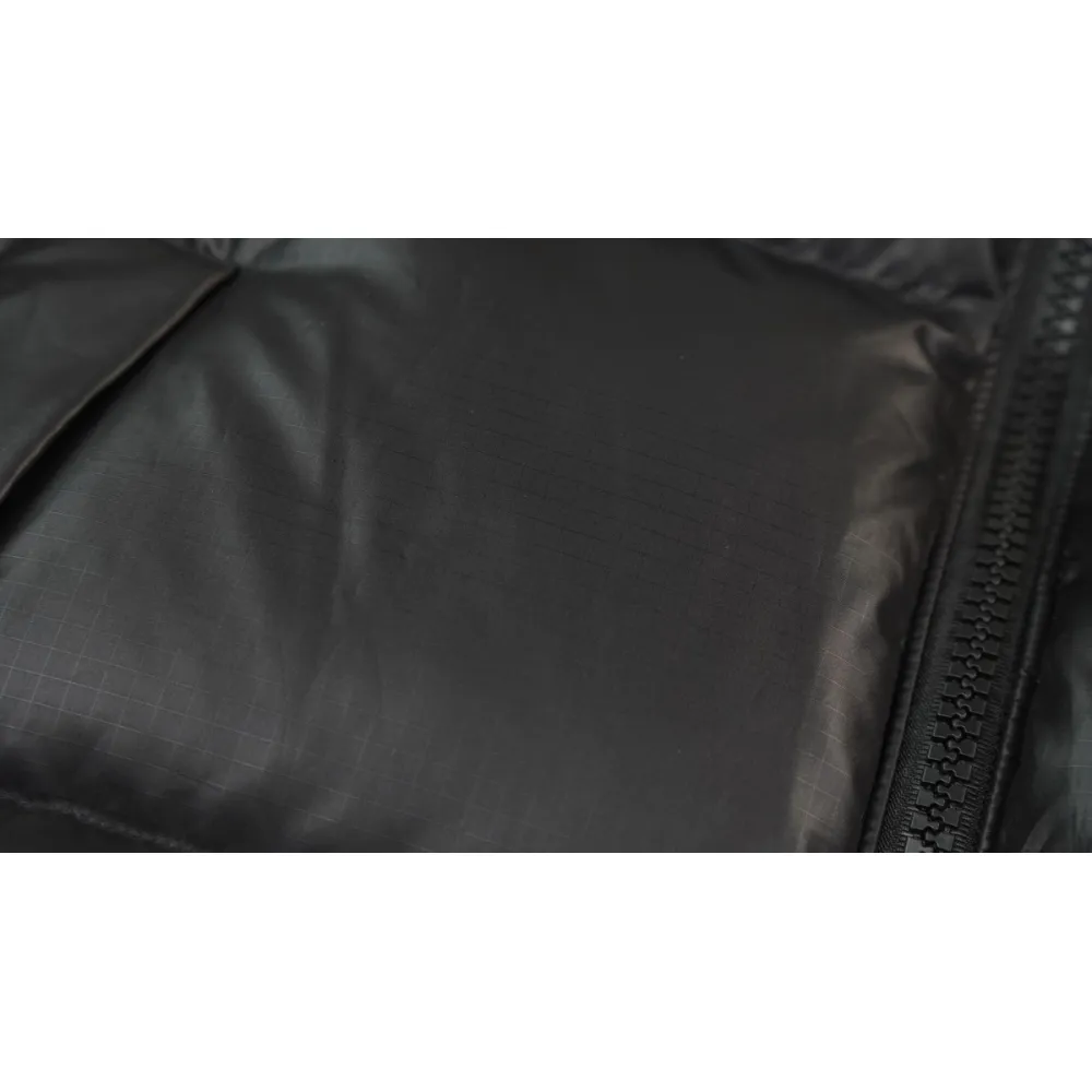 The North Face Splicing White And Black Down Jacket