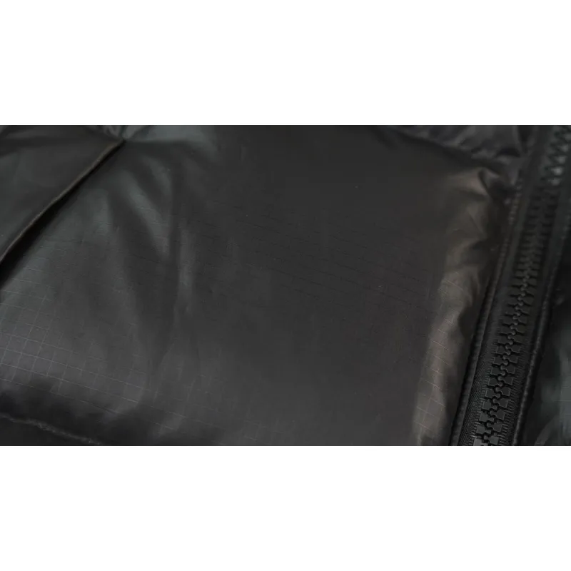 The North Face Splicing White And Black Down Jacket