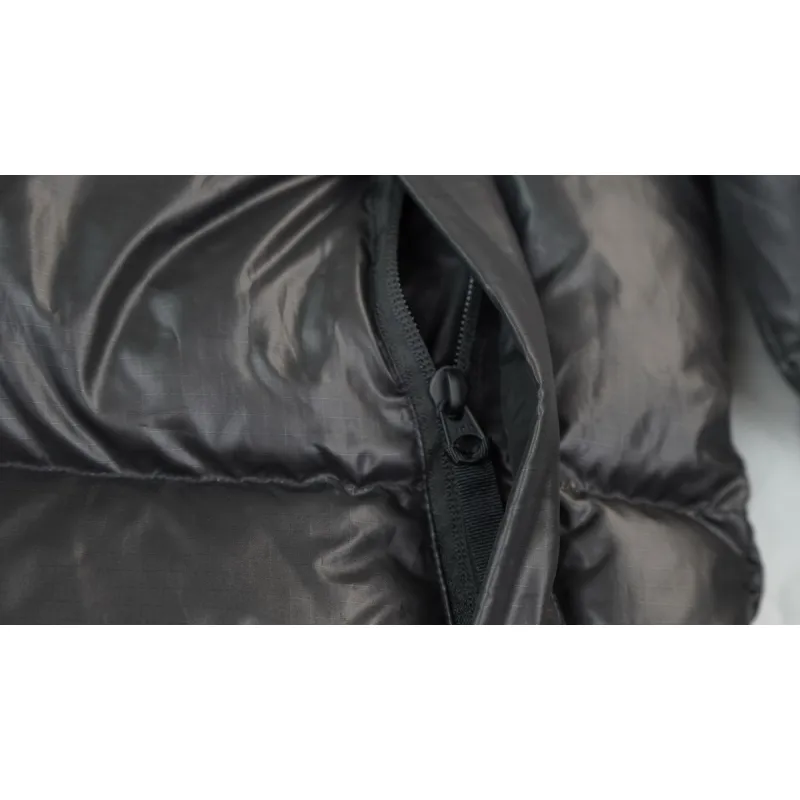 The North Face Splicing White And Black Down Jacket