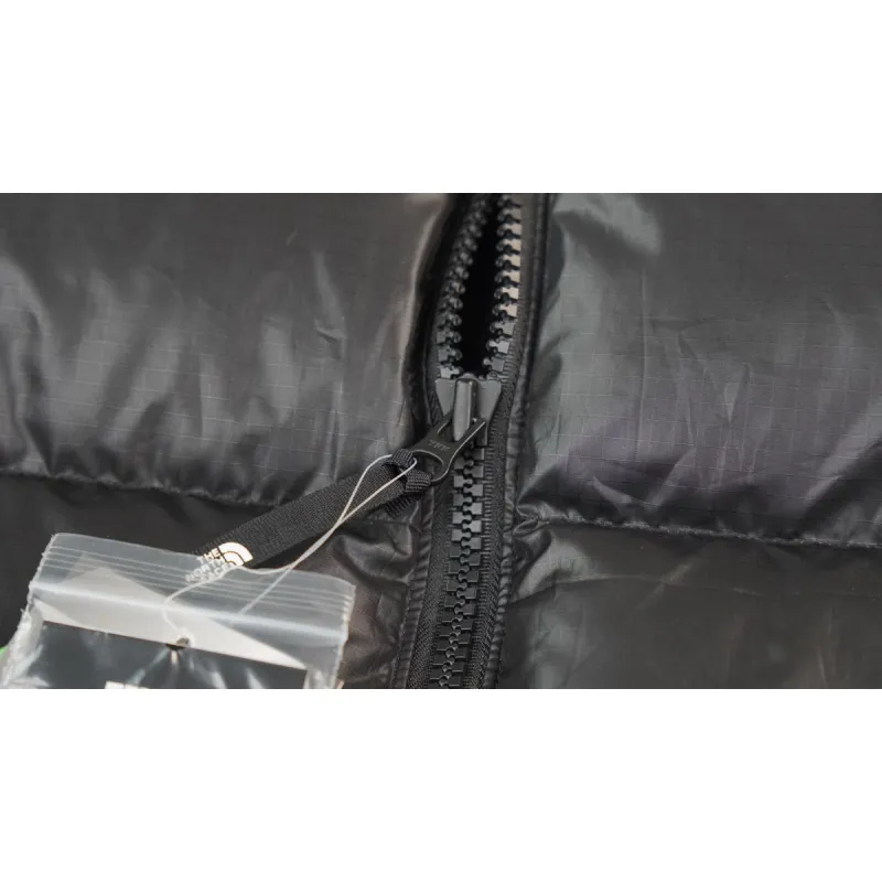 The North Face Splicing White And Black Down Jacket
