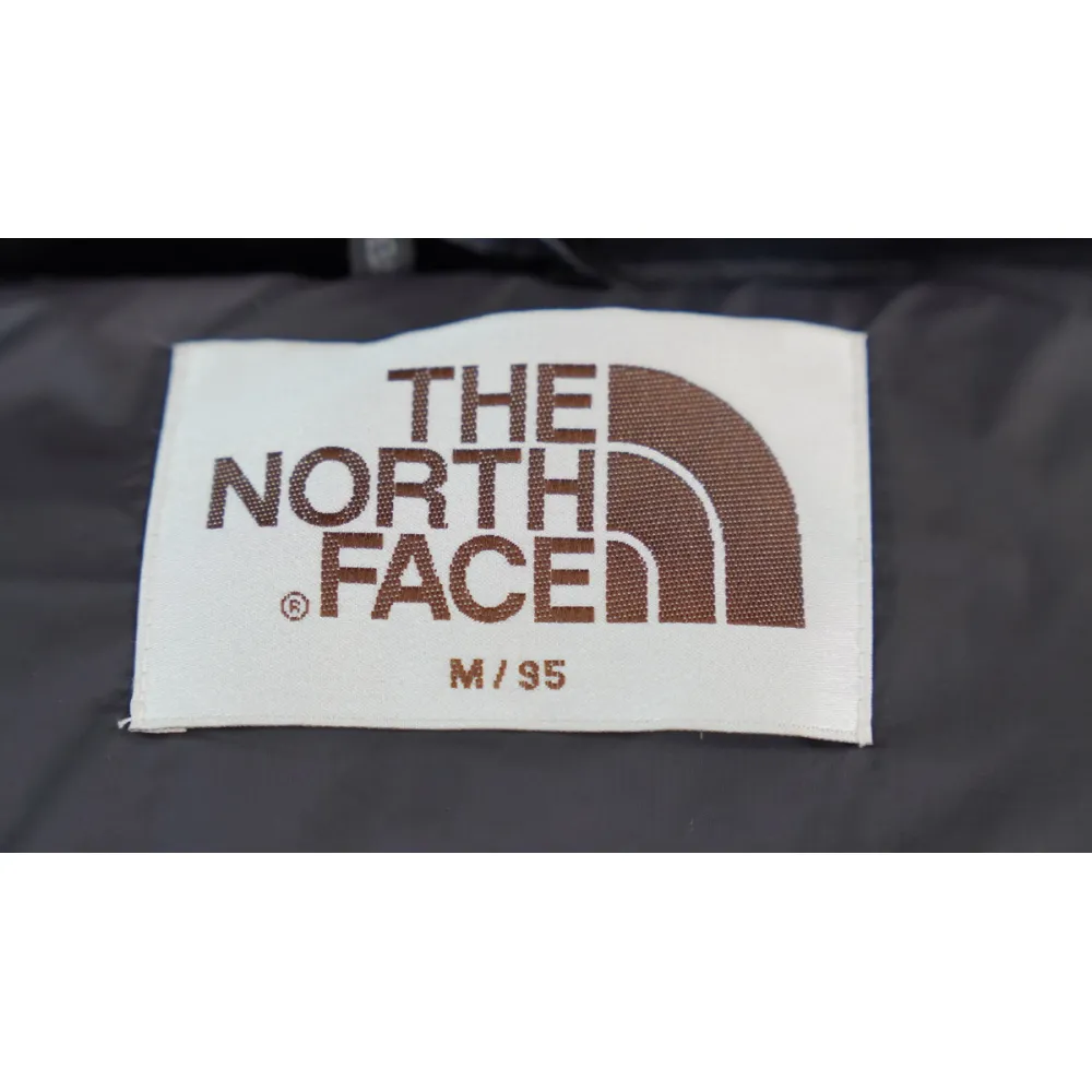 The North Face Splicing White And Black Down Jacket