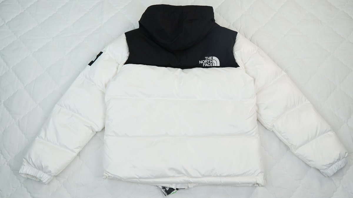 the n0*h F**e splicing white and white down jacket