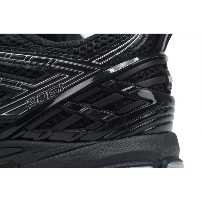New Balance 1906R Black Silver M1906RCH
