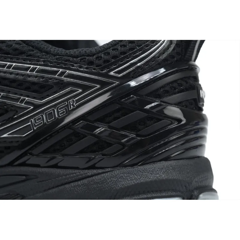 New Balance 1906R Black Silver M1906RCH