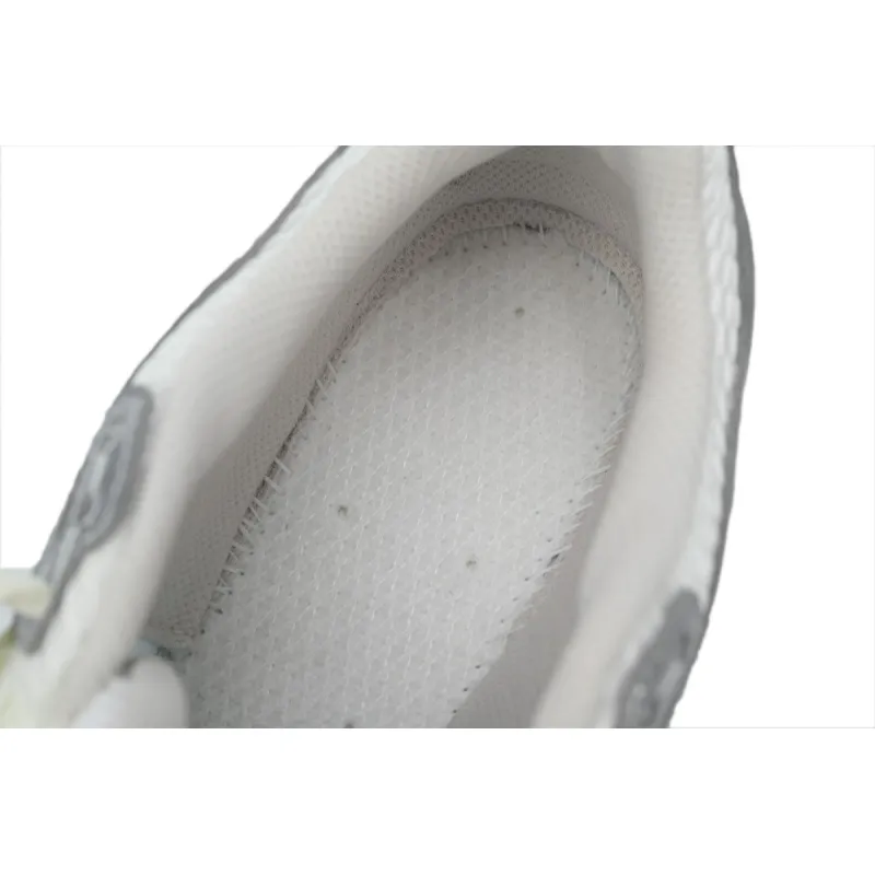 New Balance 1906R Light Gray Silver M1906REE