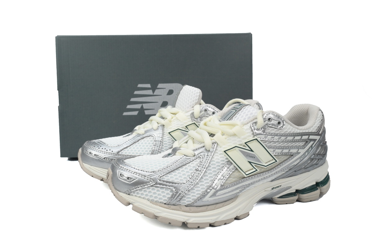 New Balance 1906R Light Gray Silver M1906REE
