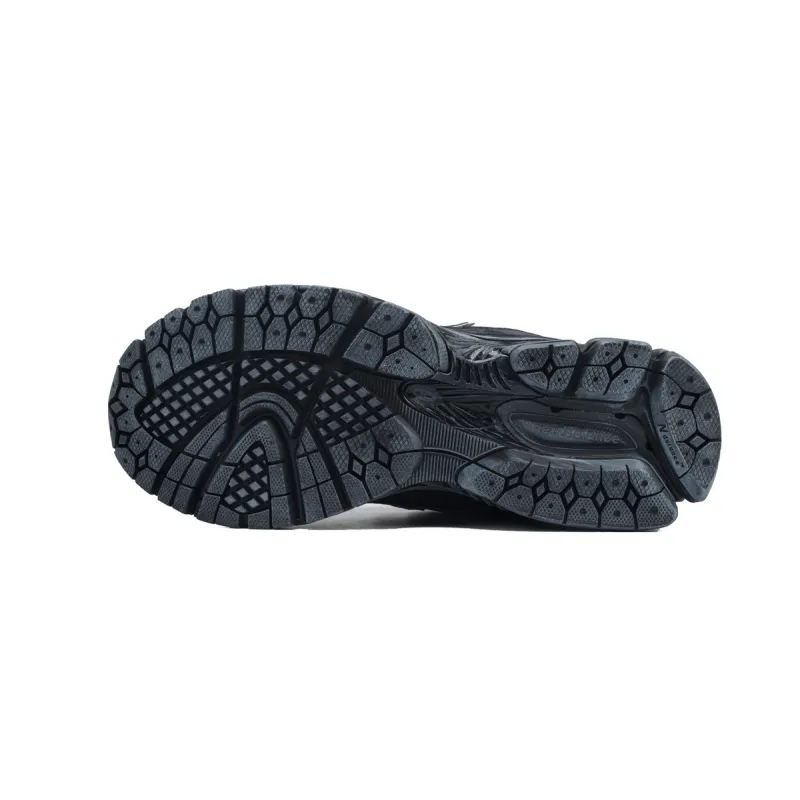 New Balance 2002R Black Grey M2002RBV