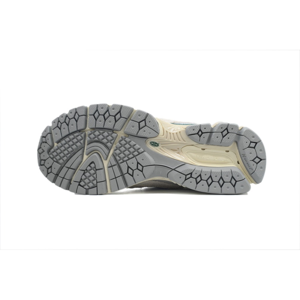 New Balance 2002R Linen M2002REK