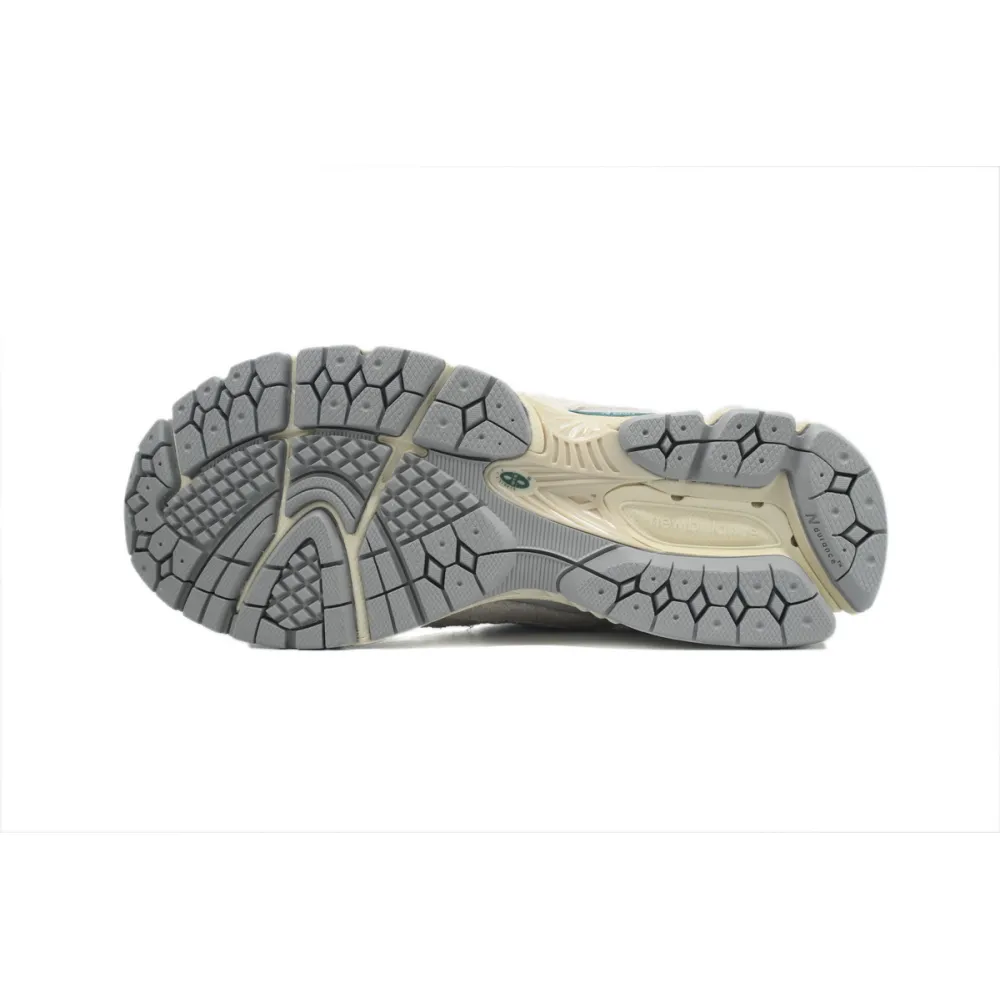 New Balance 2002R Linen M2002REK