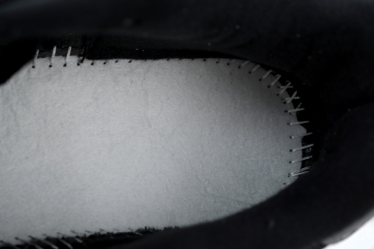 New Balance 9060 Black U9060BB