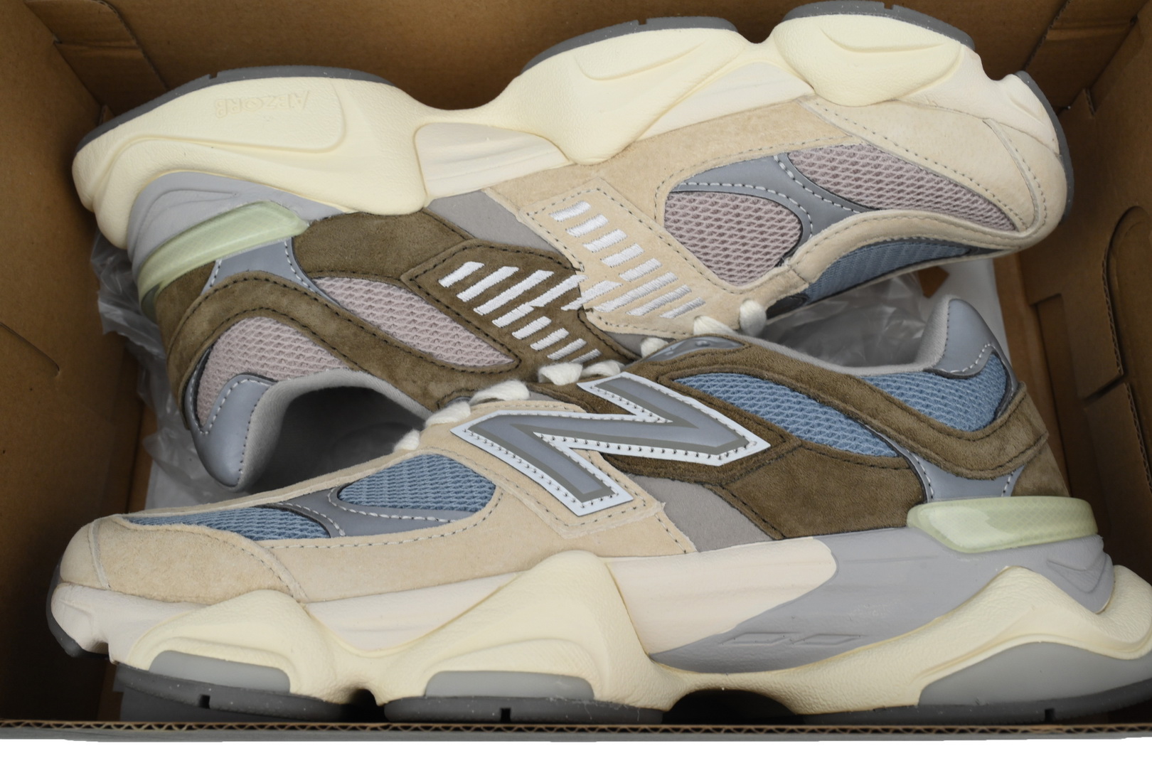 New Balance 9060 Cherry Blossom Pack - Mushroom U9060MUS