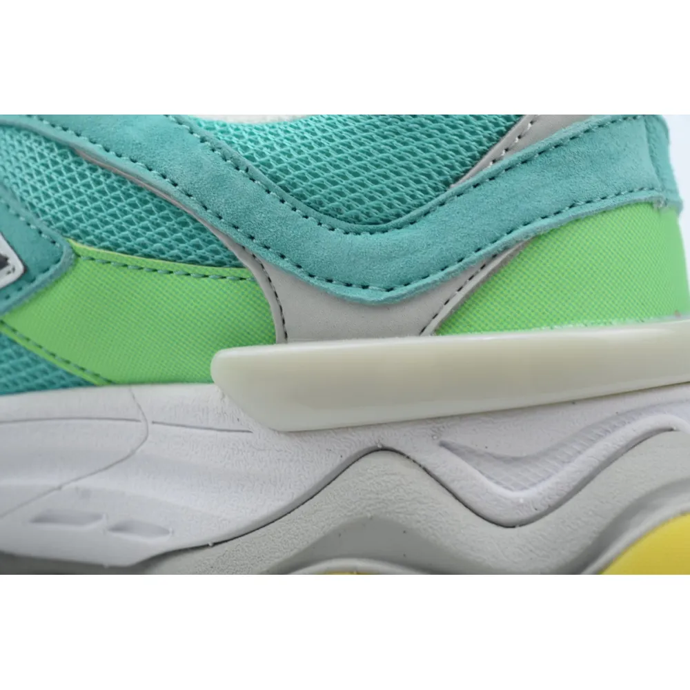 New Balance 9060 Cyan Burst DTLR Exclusive U9060DBT