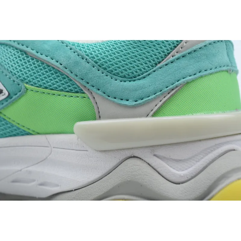New Balance 9060 Cyan Burst DTLR Exclusive U9060DBT